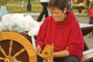 Spinning Cashmere at the market